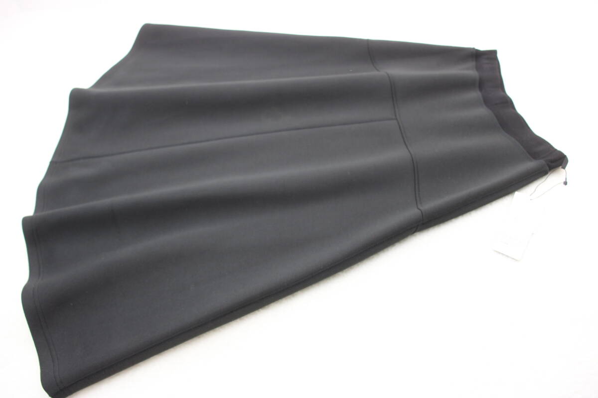 6997 新品タグ付き SOEN ウエストゴムポンチフレアスカート 定価¥24,200税込み拍卖