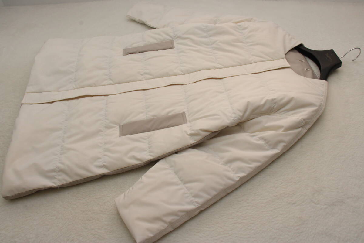 7065 新品 エアリーピュアダウンノーカラーコート 定価¥14,300税込み拍卖
