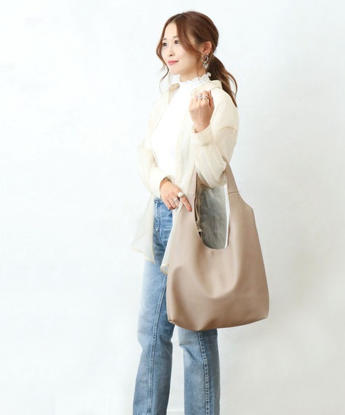 SOBIA 新品 ソフトラウンド肩かるワンハンドルバッグ トート ベージュ 5282拍卖