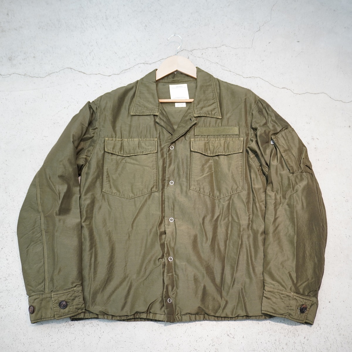 美品 正規 23AW VISVIM ビズビム HELI CREW DOWN SHIRT JKT ダウン シャツ ジャケット ミリタリー 0123205013001 2緑OLIVE 本物728P♪拍卖