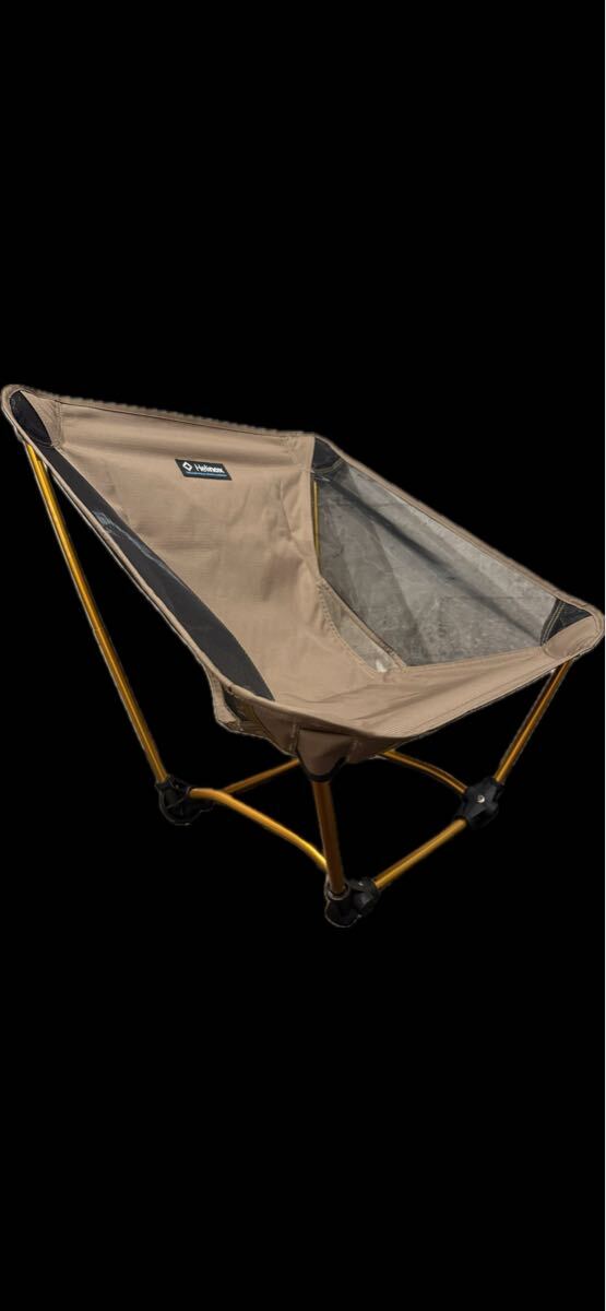 注意 Helinox(ヘリノックス) アウトドア グラウンドチェア コヨーテタン ※足の色が違います 新品拍卖