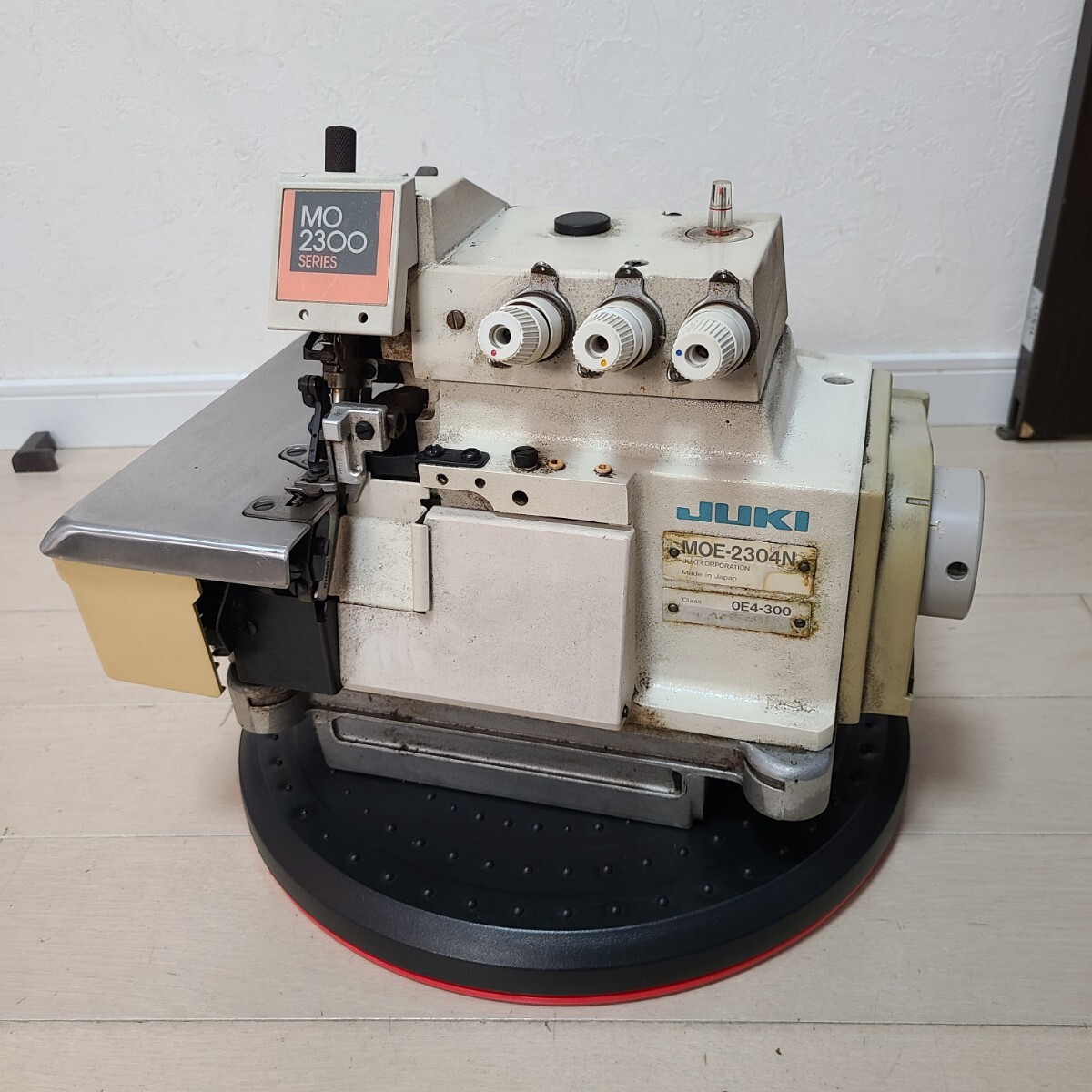 JUKI ジューキ 工業用ロックミシン MOE-2304N OE4-300 ミシン拍卖