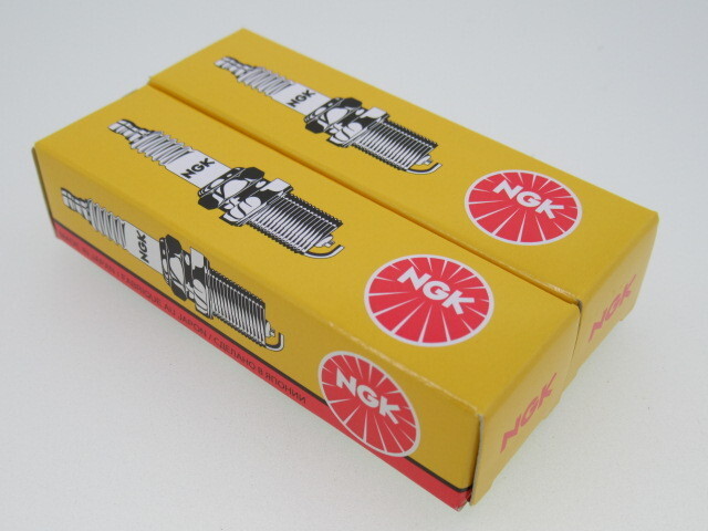 送料無料 B7ES NGKスパークプラグ 2セット カワサキ 650RS/650W1/S/SA/650W2SS/TT/メグロスタミナK2/プラグコード NGK 1111拍卖