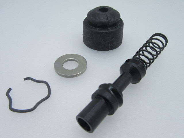 送料無料 P-4 カワサキ Z400FX E4 リヤ ブレーキマスターシリンダー オーバーホールキット拍卖