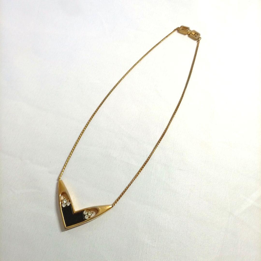 GIVENCHY ジバンシー V字型ネックレス ゴールド ストーン付き 正規品 送料無料 正規品 鑑定済み 人気ブランド 限定セール拍卖