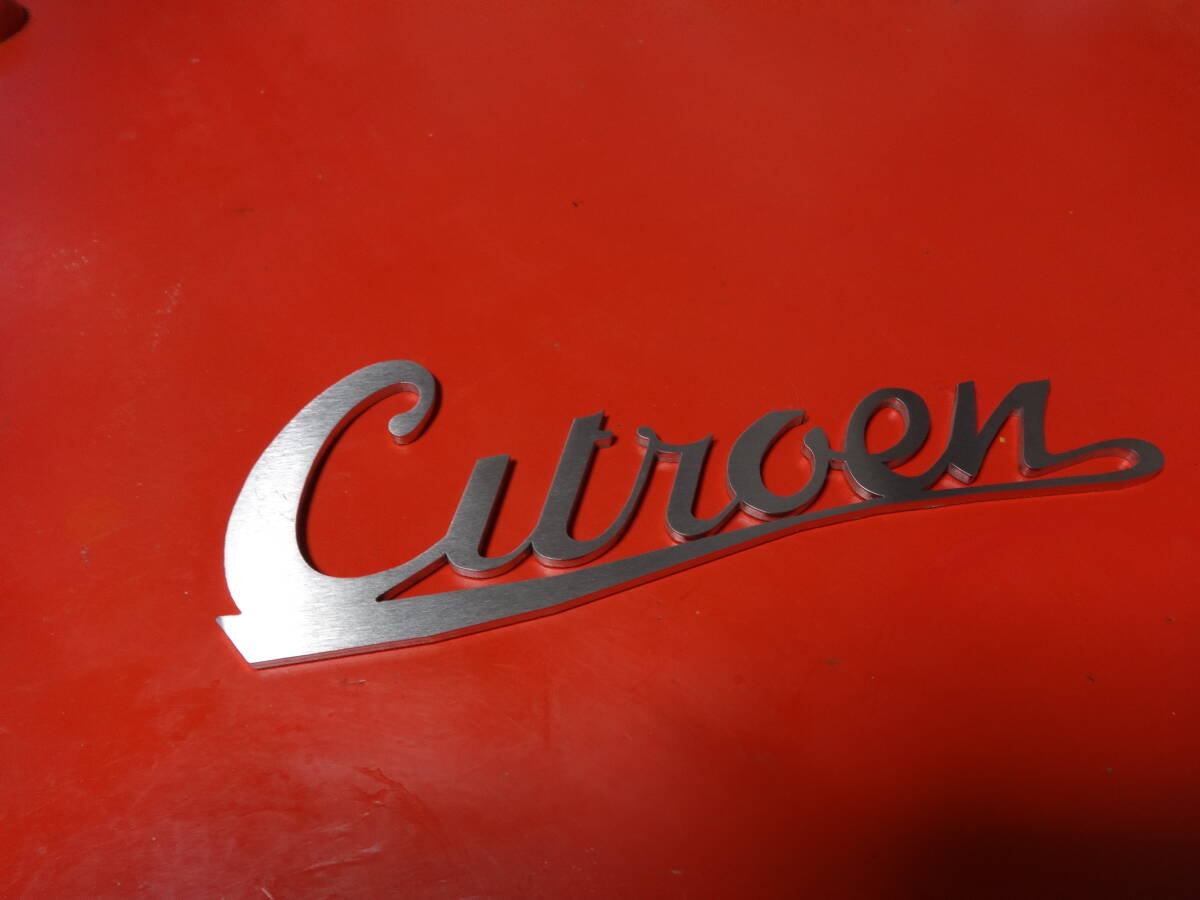 Citroen筆記体エンブレム 2CV,DSなど 新品未使用 取付けナット付き(リプロダクション品)拍卖