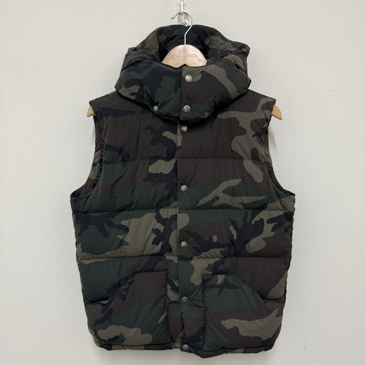 (35) THE NORTH FACE ダウンベスト キャンプ シエラ カモフラ L ND91422 カーキ メンズ ノースフェイス アウター 迷彩柄 アウトドア 拍卖