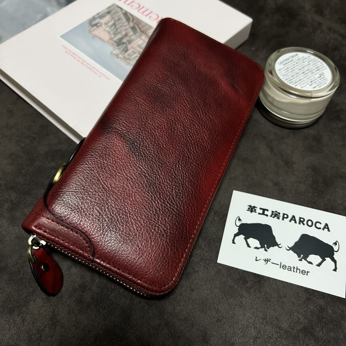 新作品 数量限定 赤 手染めイタリアンレザー メンズ 牛革本革男女兼用 ラウンドファスナー 長財布 カード入れ 小銭入れ//拍卖