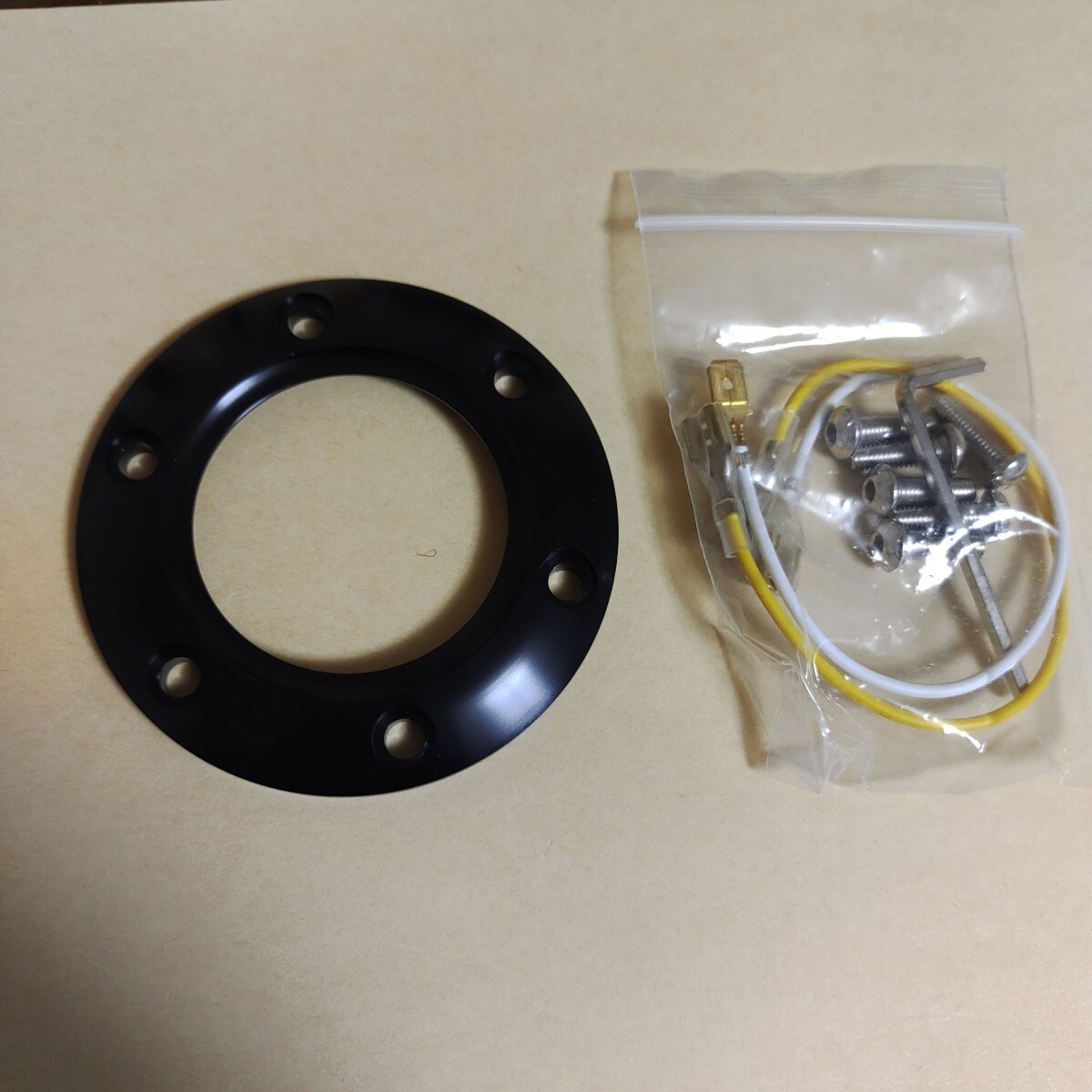 ホーンボタン リング カバー アルミ製 未使用品 配線 ボルト付属拍卖