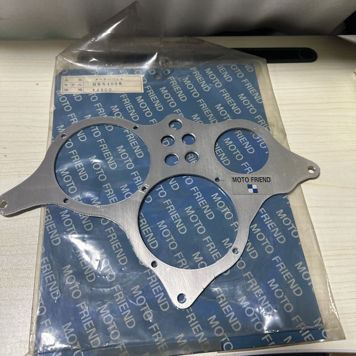 スズキ GSX400R メーターパネル MOTO FRIEND メーターパネル GSX400R バイク パーツ 新品未使用 長期保管品 ストック 拍卖