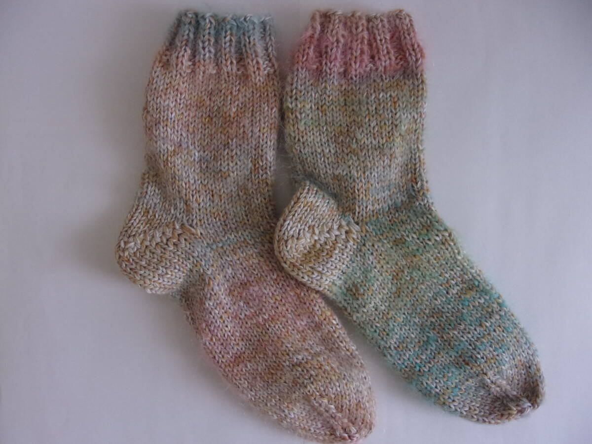 段染めモヘア 毛糸の手編みソックス くつ下 23~24㎝ ハンドメイド 拍卖