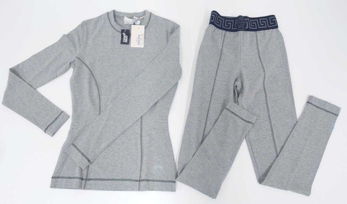 【SR-984】 未使用 タグ付き GIANNI VERSACE スウェット 上下 セット 38 ジャンニ ヴェルサーチ ヴェルサーチェ レディース グレー系拍卖