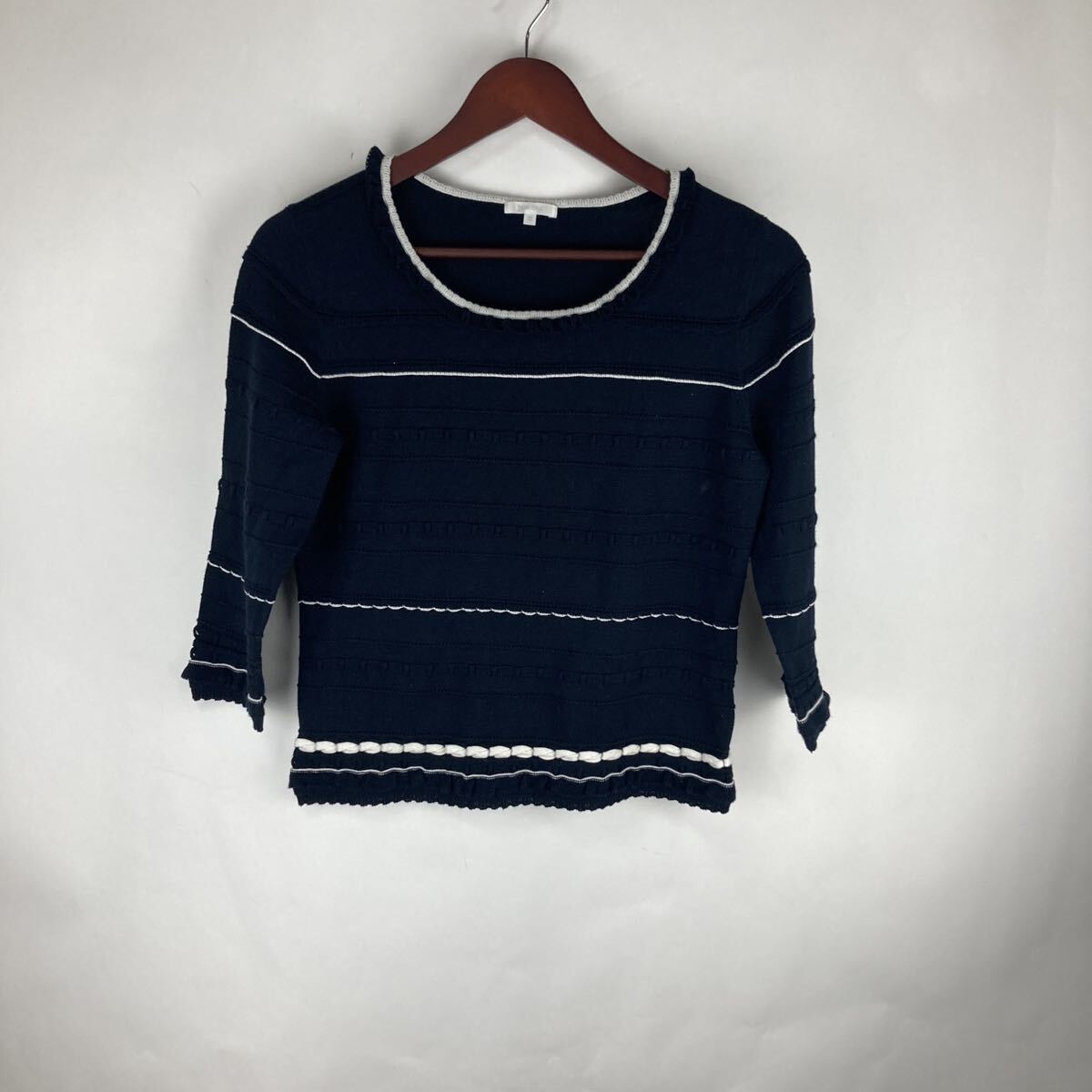 to be chic トゥービーシック ニット ブラック セーター カットソー ホワイト 黒 トップス レディース服 婦人服拍卖