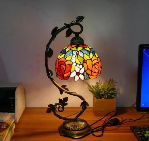 美品☆ テーブルランプ デスクライト 花柄 卓上照明 綺麗 ベッドサイドランプ ガラス工芸 豪華 ステンドグラス おしゃれ拍卖