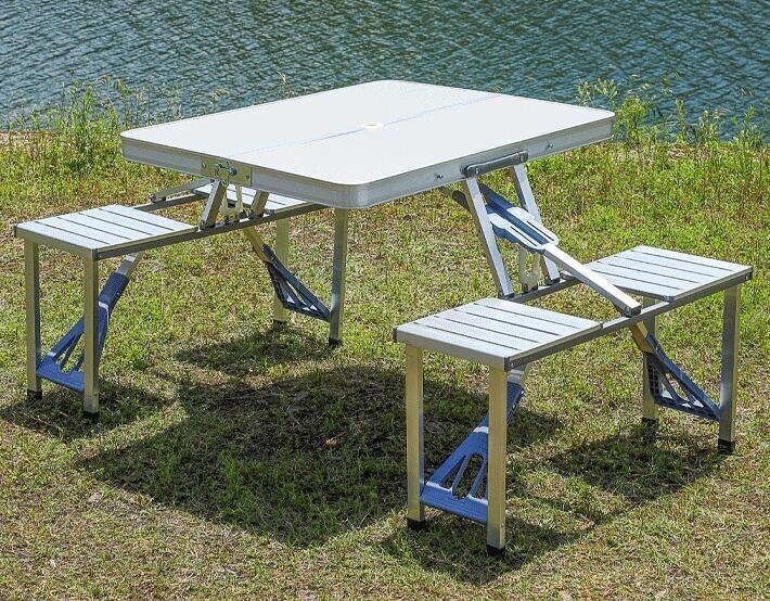 推薦★品質保証★外露用の折りたたみダイニングテーブルと椅子/一体型で一つのテーブルと四つの椅子がセットになっており、持ち運びに便利拍卖