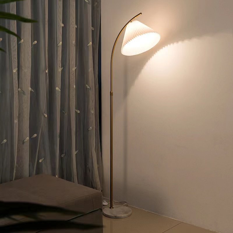 新入荷★芸術品◆美品 フロアスタンド スタンドライト フロアライト 豪華 照明器具 間接照明拍卖