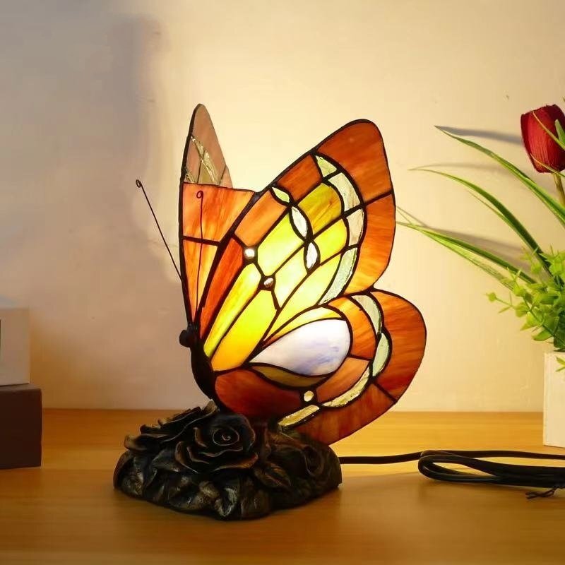 新品未使用!ステンドグラス 蝶 高23cmインテリア レトロ テーブルランプ ステンドグラスランプ 卓上照明 ライト拍卖
