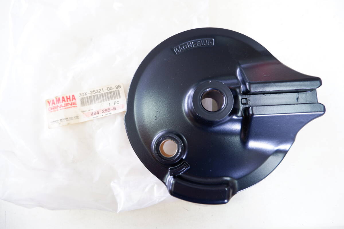 ヤマハ XT250 純正未使用ブレーキパネル 51029-140拍卖