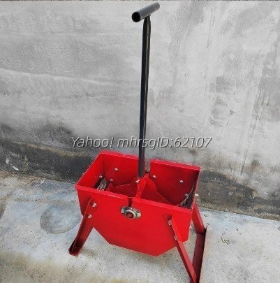 ハンドピーナッツ殻むき機、落花生殻むき機、商業用皮むき機、ピーナッツ皮むきプロセッサーマシン、穀物皮むき機 (レッド)拍卖