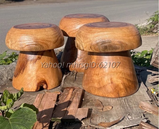 ショウブノキ丸太三脚 キノコ型木製スツール 根彫り天然木スタンド 原木株の座卓 家庭用座り物拍卖