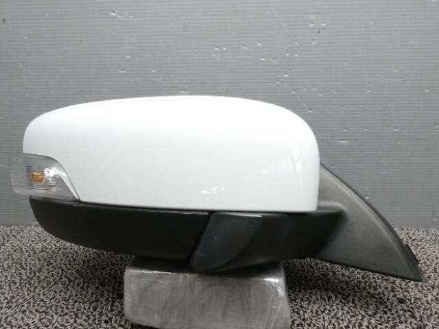 9314 ボルボ XC60 DB4204TXC ドアミラー右 サイドミラー右拍卖