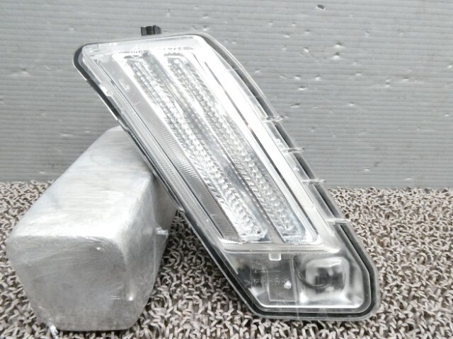 9314 ボルボ XC60 DB4204TXC デイライト右 フォグライト右 フォグランプ右拍卖