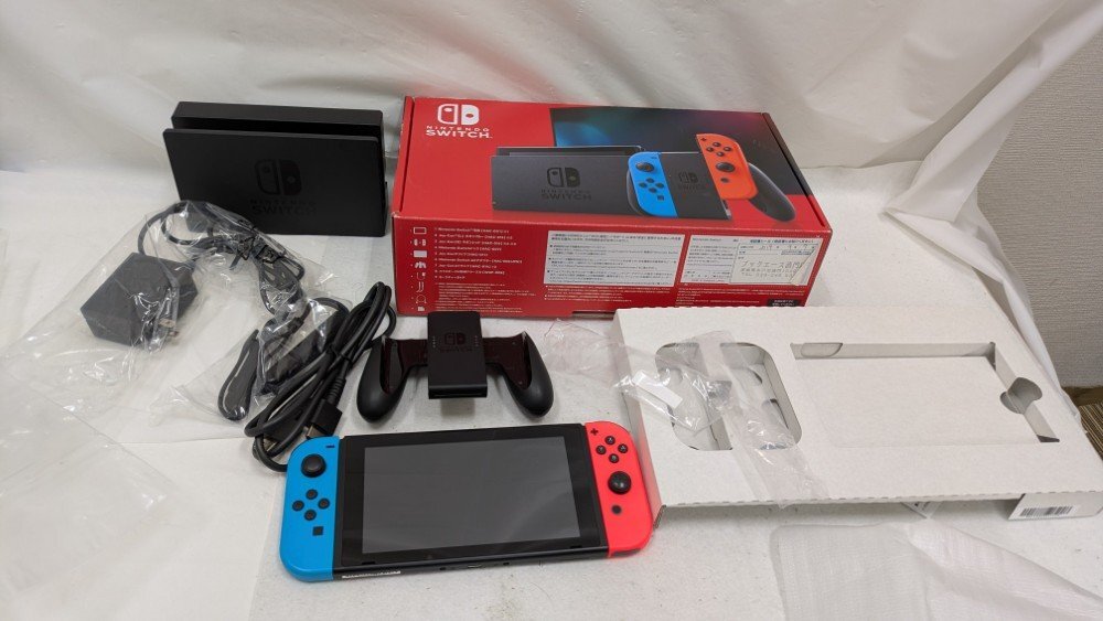 Nintendo Switch本体/Joy-Con(L) ネオンブルー/(R) ネオンレッド拍卖