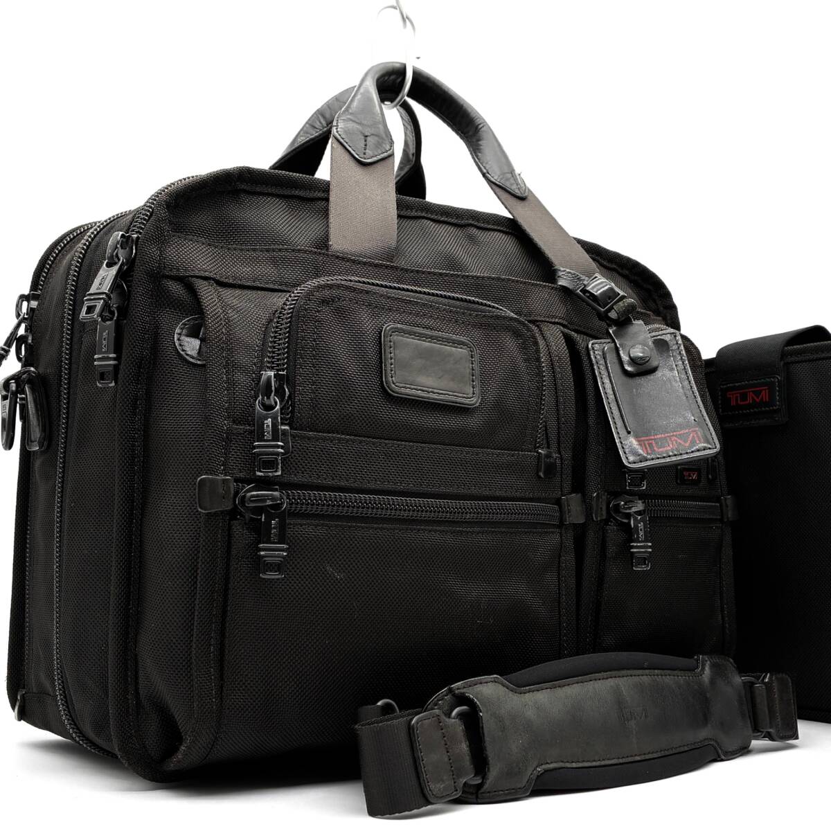 正規品 TUMI トゥミ ビジネスバッグ ブリーフケース 2way メンズ バリスティックナイロン PCケース付 ショルダー 大容量 多収納 A4 PC 黒拍卖
