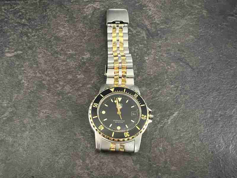 ct12667 タグホイヤー プロフェッショナル 925.2136.20 QZ メンズ腕時計 拍卖