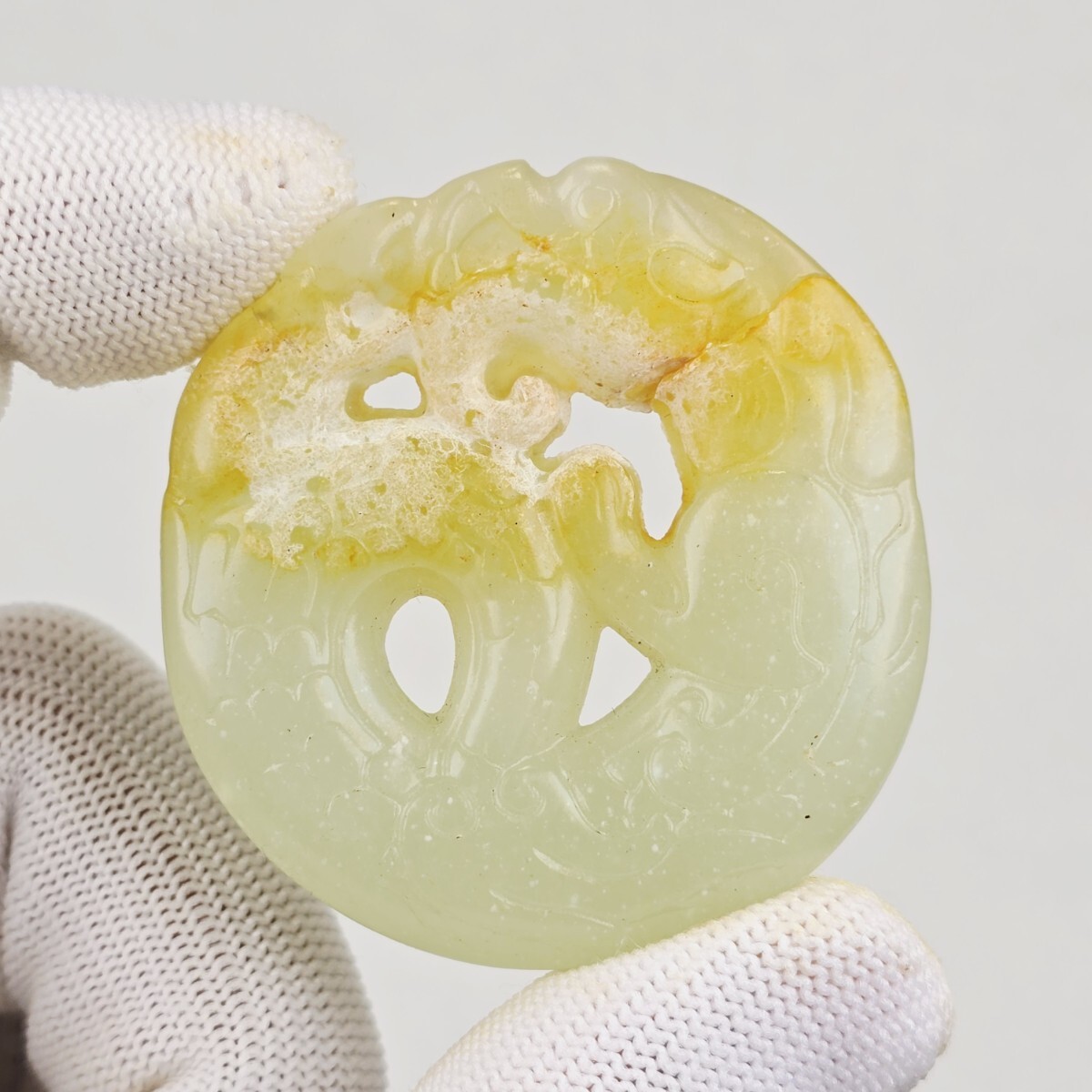 古美術 石器 氷透古白玉 黄土沁 龍紋 玉環 根付 玉佩 激安拍卖