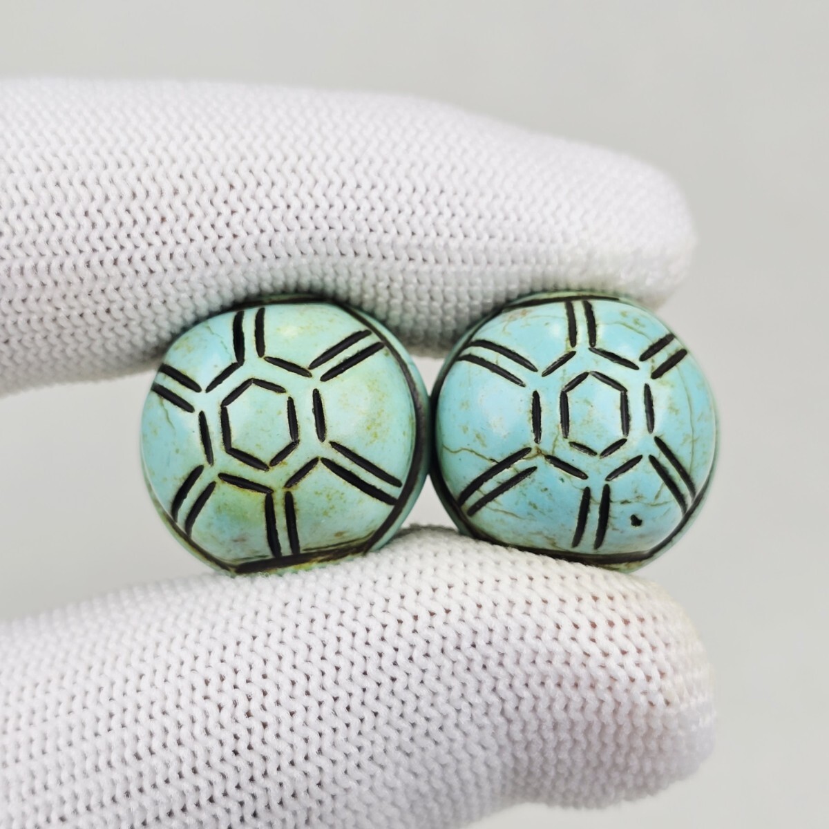 古仏珠 配飾珠 緑松石 手彫 長寿亀甲紋 数珠 根付 美品 激安拍卖