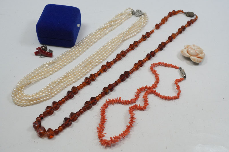 【L863】珊瑚・パールなど まとめ ネックレス 帯留 バラ 赤珊瑚 アクセサリー 総重量102.7g拍卖