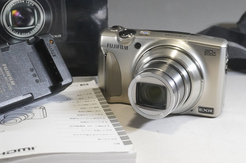 1円~【L875】FUJIFILM/富士フィルム FinePix F900EXR シャンパンゴールド コンパクトデジタルカメラ バッテリー・充電器・元箱付拍卖