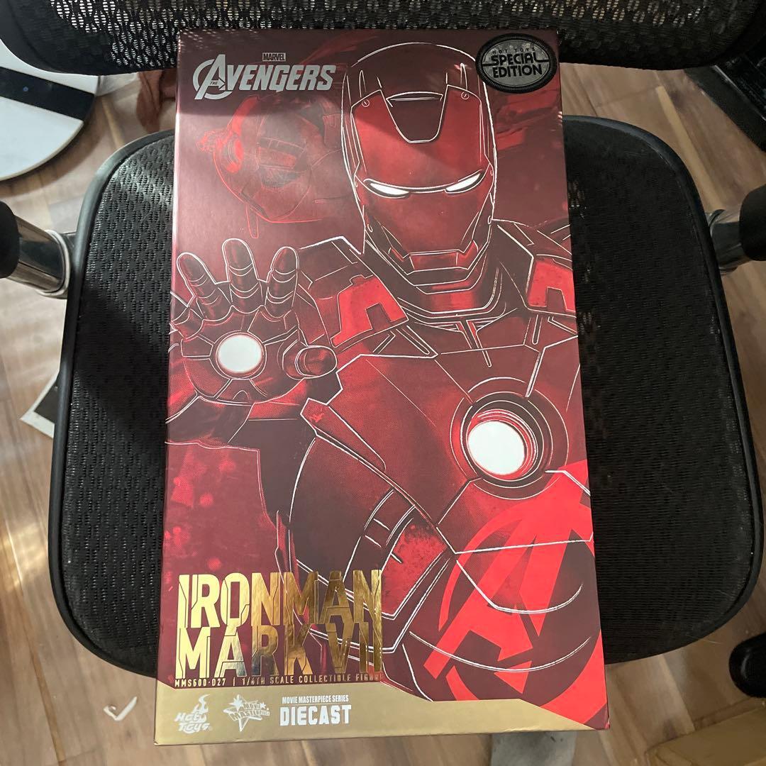 ホットトイズ マーク7 ダイキャスト トイサピ限定版 アイアンマン 液漏れ防止のために電池抜いています。拍卖