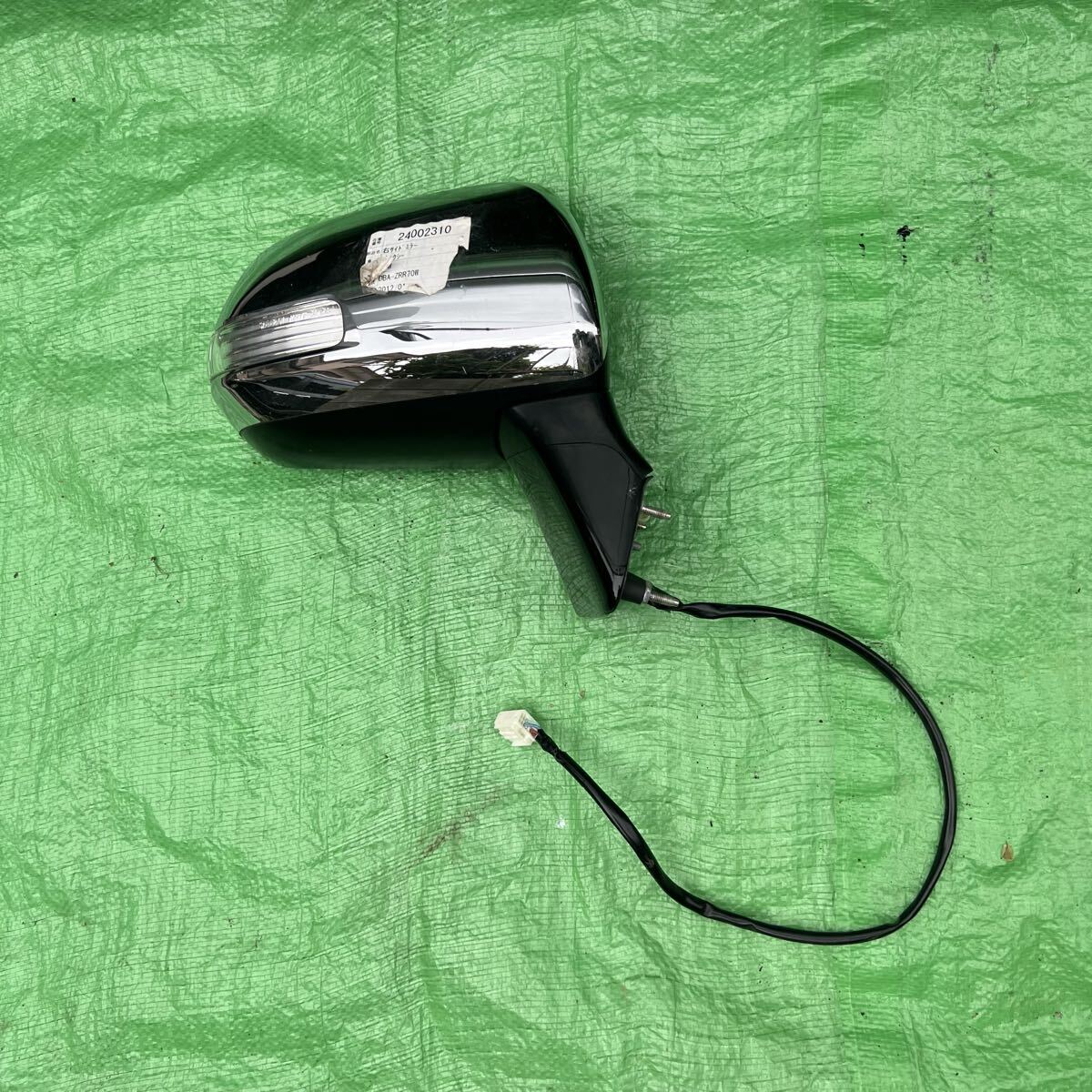 トヨタ ヴォクシー ZRR 70 W 右 ドア ミラー 煌 キラメキ 黒 ブラック ノア TOYOTA拍卖