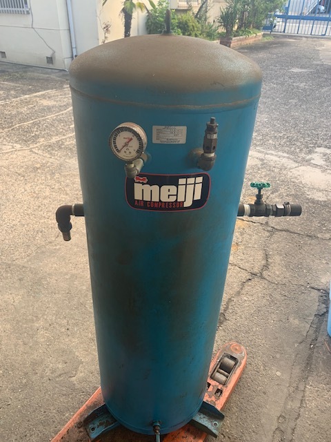 明治機械 エアータンク 227L 補助 予備タンク 低圧空気タンク 下見・引取り大歓迎 大阪府大東市拍卖