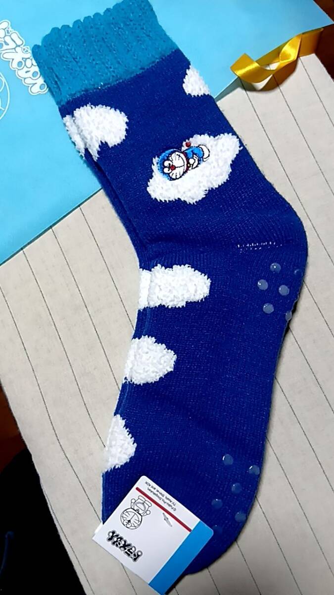 ①ドラえもん ソックス 靴下 ブルー×ネイビー プレゼント用包装袋付 新品未使用拍卖