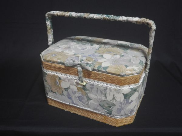 裁縫箱 ソーイングボックス レトロ 箱 小物入 取っ手付箱 【送料無料】 / 手芸拍卖