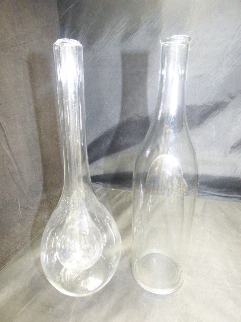 む467●ガラスの花瓶2点●フラワーベース/花立て/ガラス瓶/インテリア/花器拍卖