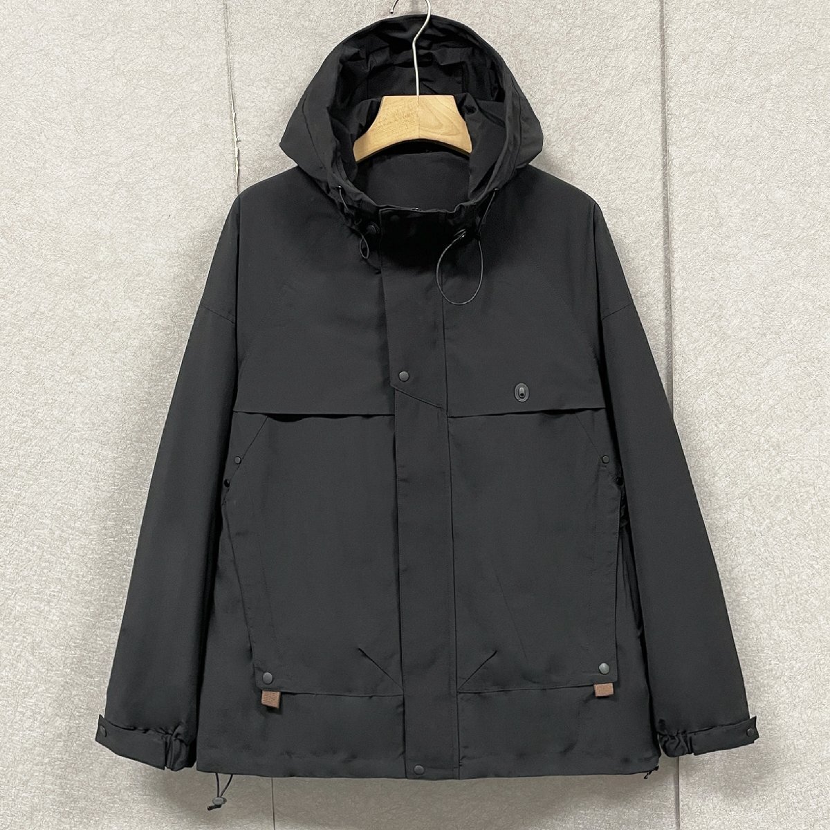 ジャケット イタリア製造 ポリアミド100% ソフト 防風 快適 オシャレ カジュアル マウンテンパーカー アウター スポーツ 春秋 SIZE:XL拍卖