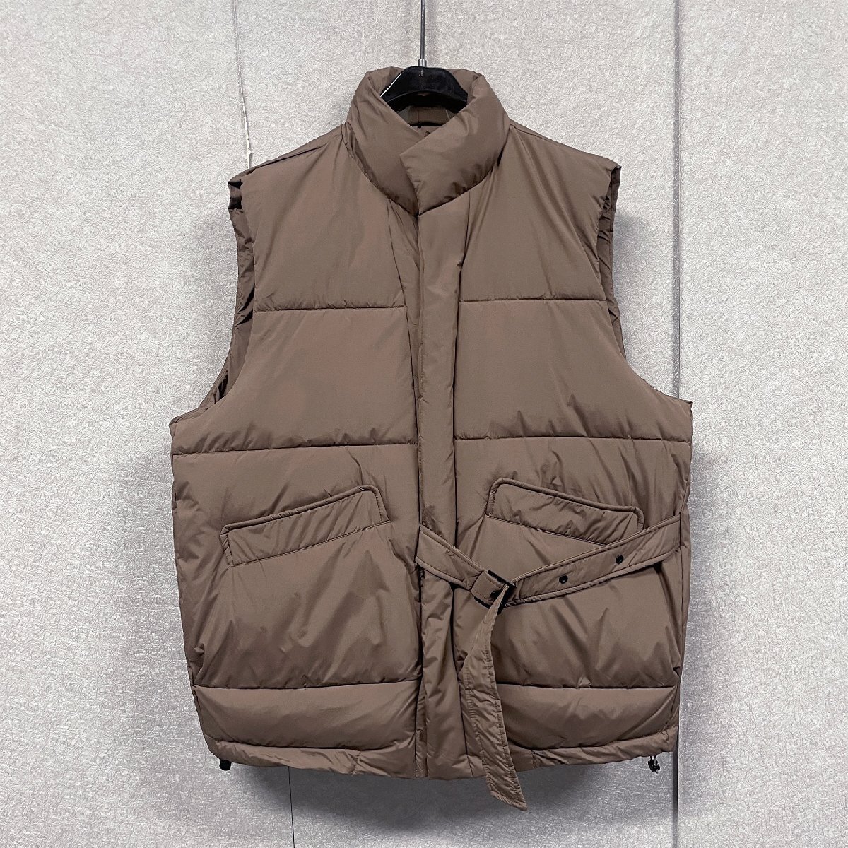 ダウンベスト イタリア製造 ダックダウン90% 保温 ソフト 袖なし ゆったり アウター ダウンジャケット カジュアル 通勤 秋冬 SIZE:XL拍卖