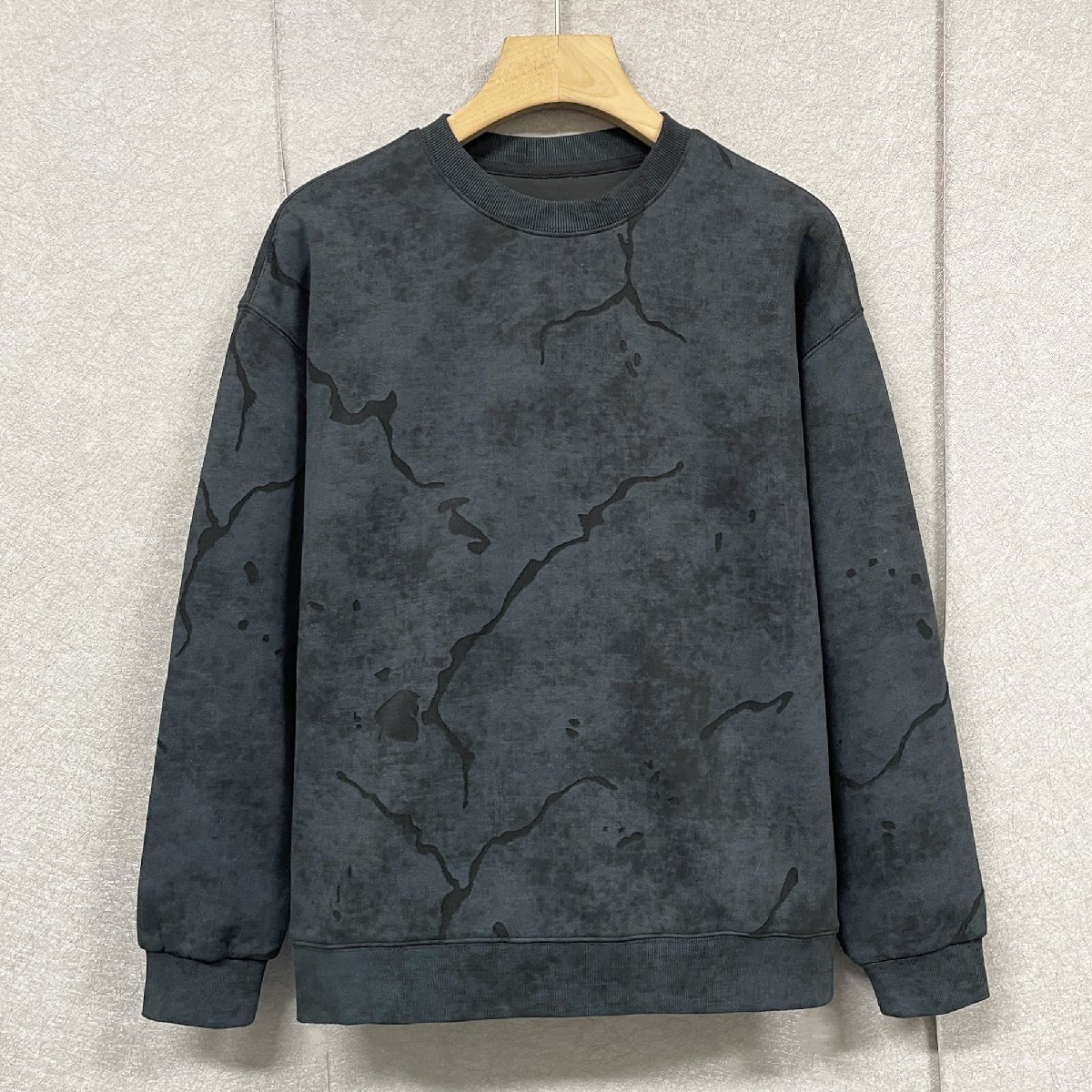 一枚限定 トレーナー イタリア製造 コットン100% 上質 保温 ソフト 長袖 クールネック ゆったり スウェット カジュアル 通学 春秋 SIZE:XL拍卖