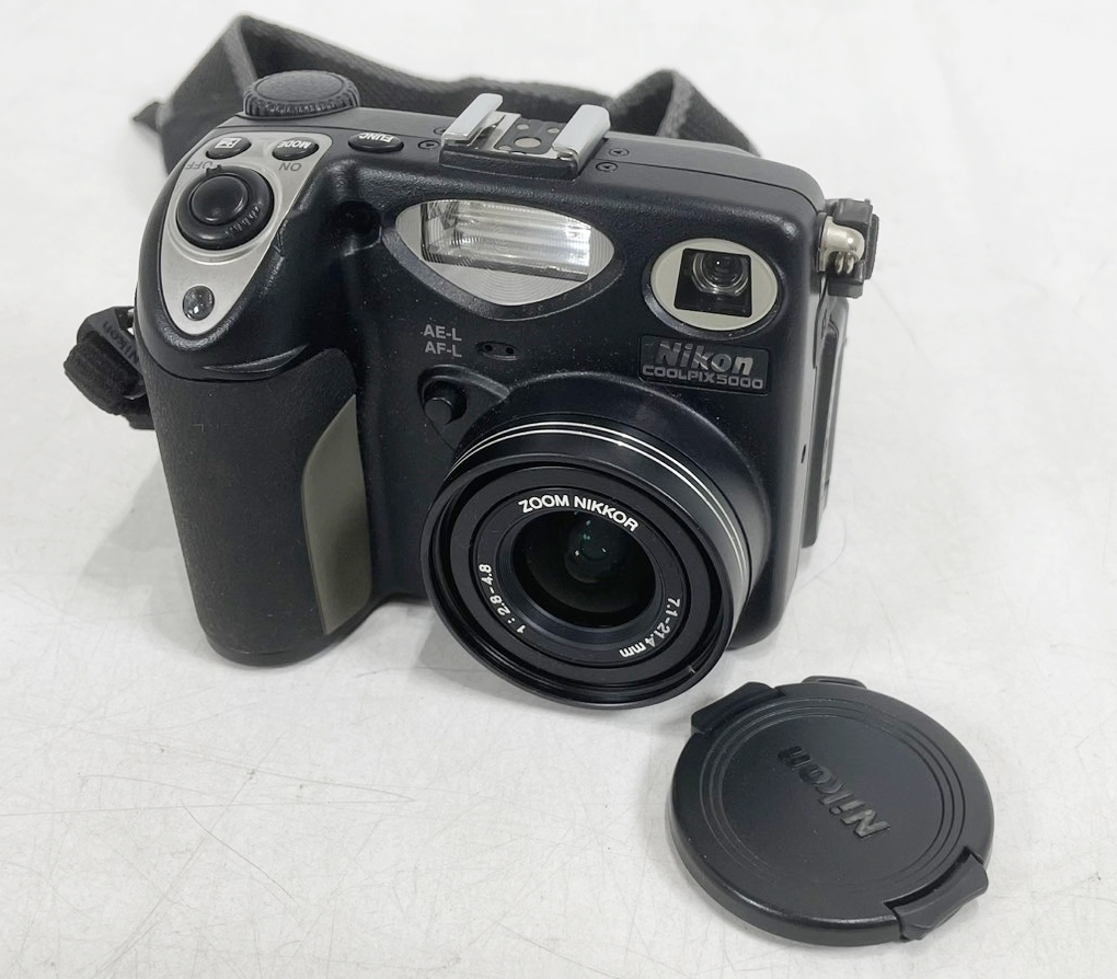 Nikon COOLPIX 5000 カメラ E5000 500万画素 ニコン デジカメ コンデジ レトロ 1円~拍卖