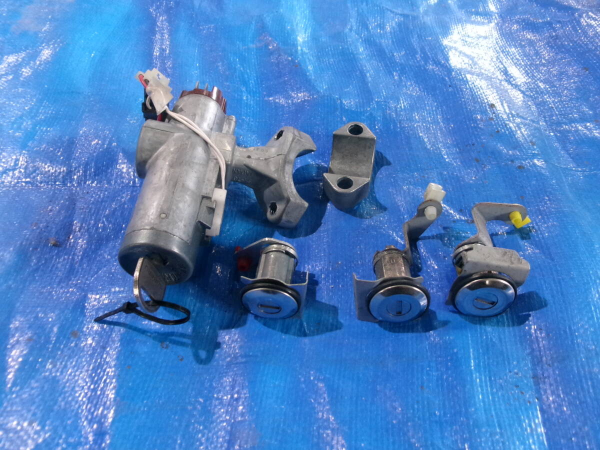 最終型 サンバー バン キーシリンダーセット TV1/2 TW1/2 TT1/2拍卖