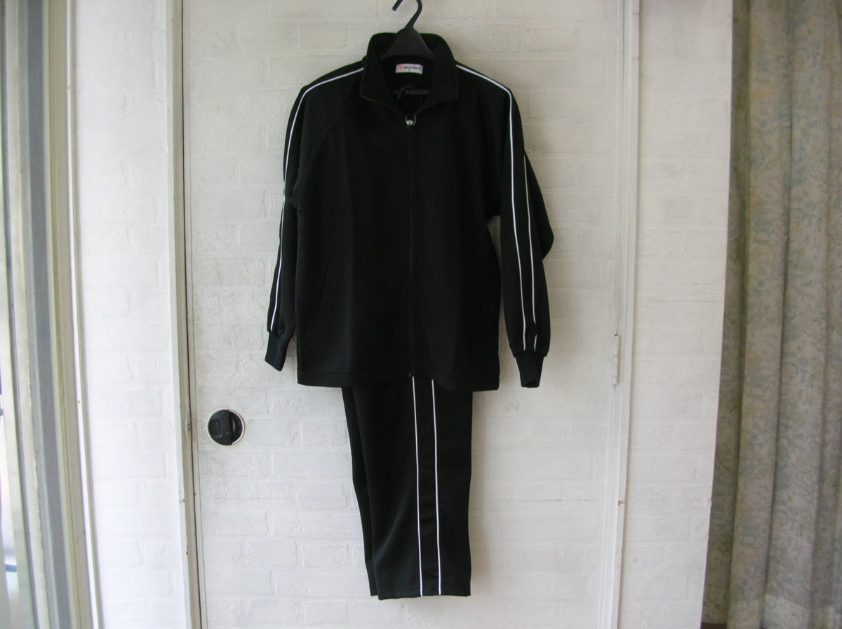 ウンドウ【男女兼用トレーニングシャツ&パンツセット】ブラック★Sサイズ★WUNDOU拍卖