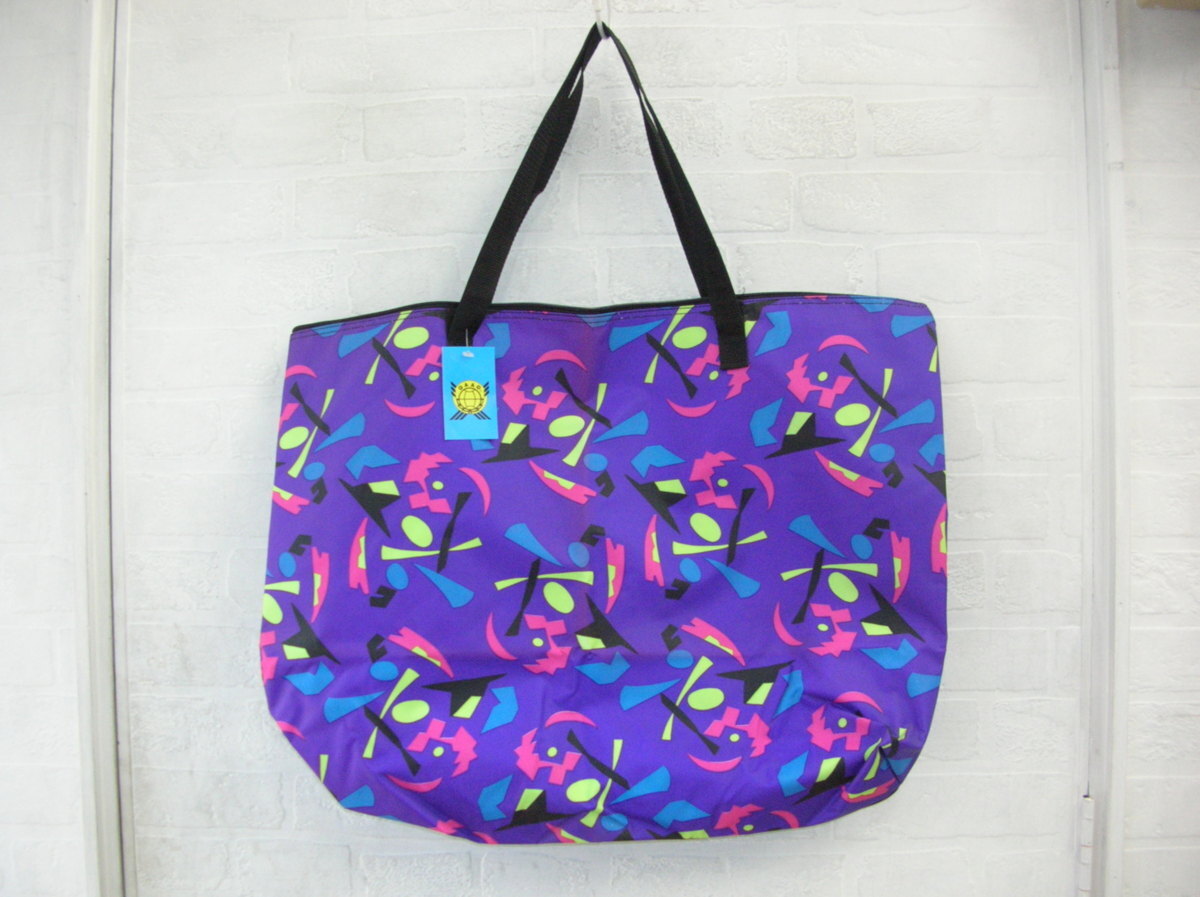 【ウエアーバッグ】パープル×ブラック★サイズ(縦41cm×横60cm×底マチ13cm)★丈夫でたくさん入ります★拍卖