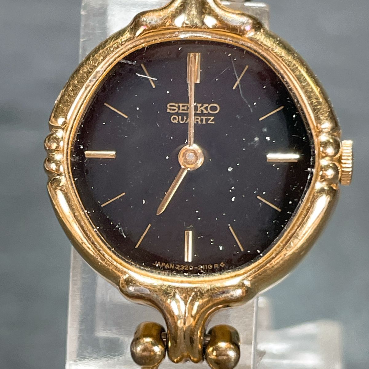 1970年代製 SEIKO セイコー 2320-6090 腕時計 アナログ クオーツ ヴィンテージ 諏訪精工舎 ブラック文字盤 メタルバンド ゴールド拍卖