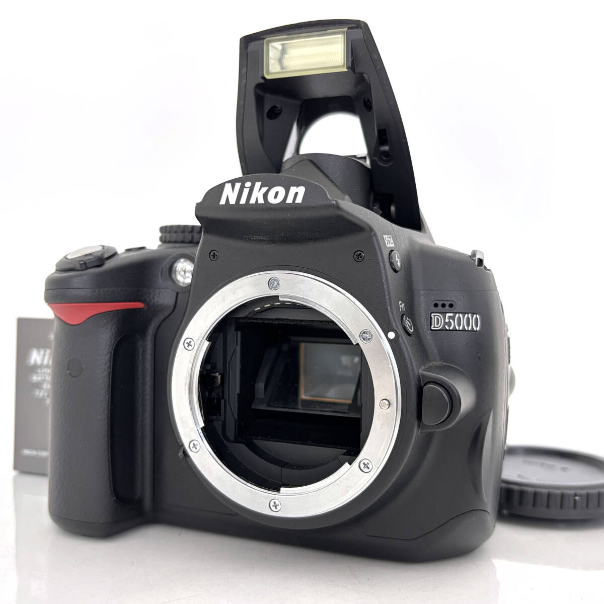 【ニコン】撮影回数2,895回!Nikon D5000 デジタル一眼レフカメラ バッテリー付き #M401拍卖