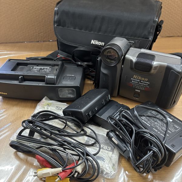 1円スタート【まとめ】ビデオカメラ一式 ニコン Nikon 【1円】#M513e拍卖
