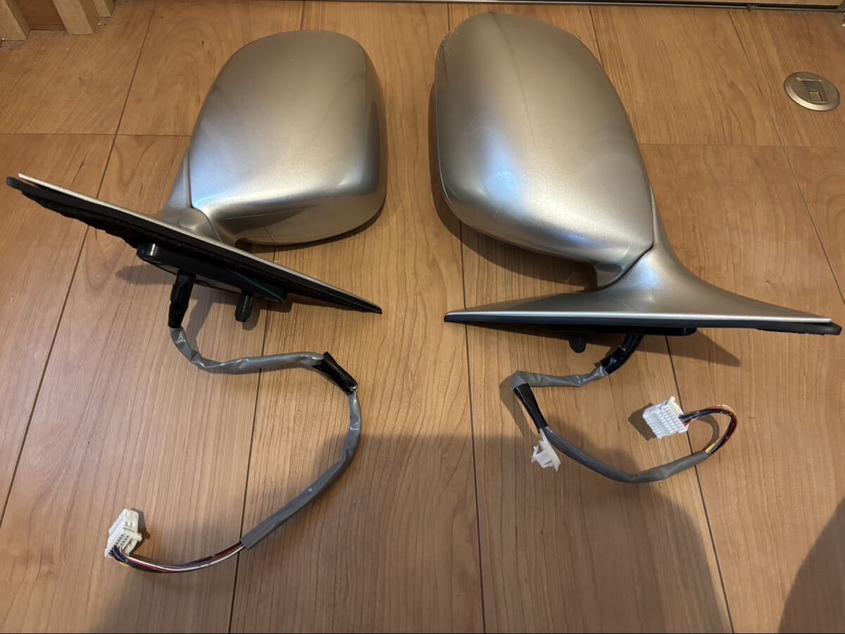 新品 トヨタ クラウンマジェスタ 180系 純正ドアミラー 左右セット プレミアムシルバーパール拍卖